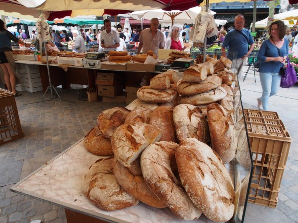 Bread sold by the pound. All kinds and without doubt great.