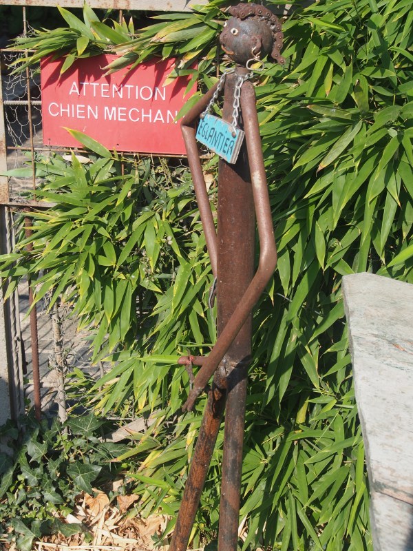 Ohh, time to get out of here