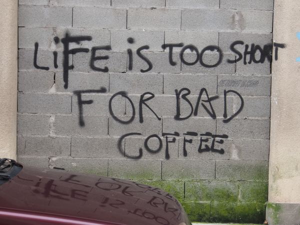 Yes, it is difficult to find good coffee to buy in France to make at home