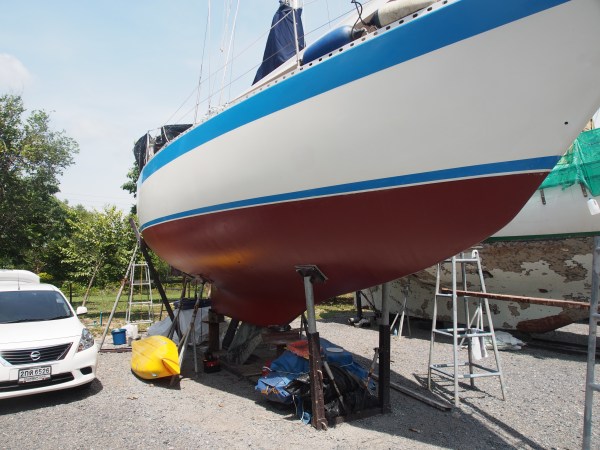 Waxed, barrier coated, primed and anti-fouled. Almost ready for the water