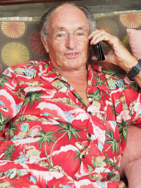 John on the phone to Suzy probably