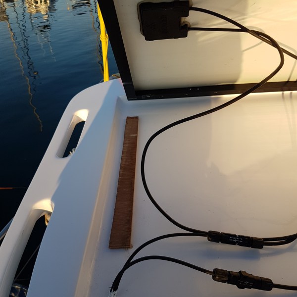 Lift up solar panel on the top of the dodger